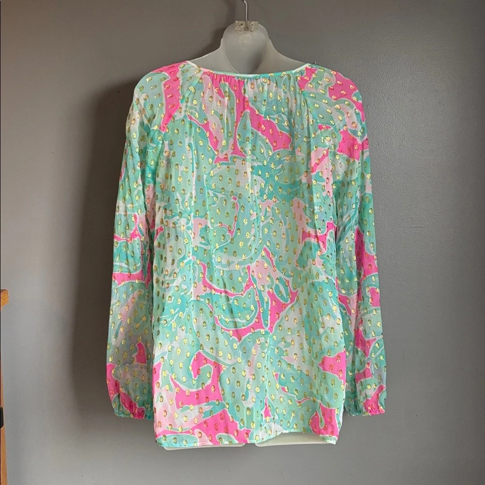 Lilly Pulitzer pink & blue silk blend blouse w/ gold details * sz MED - Picture 4 of 10